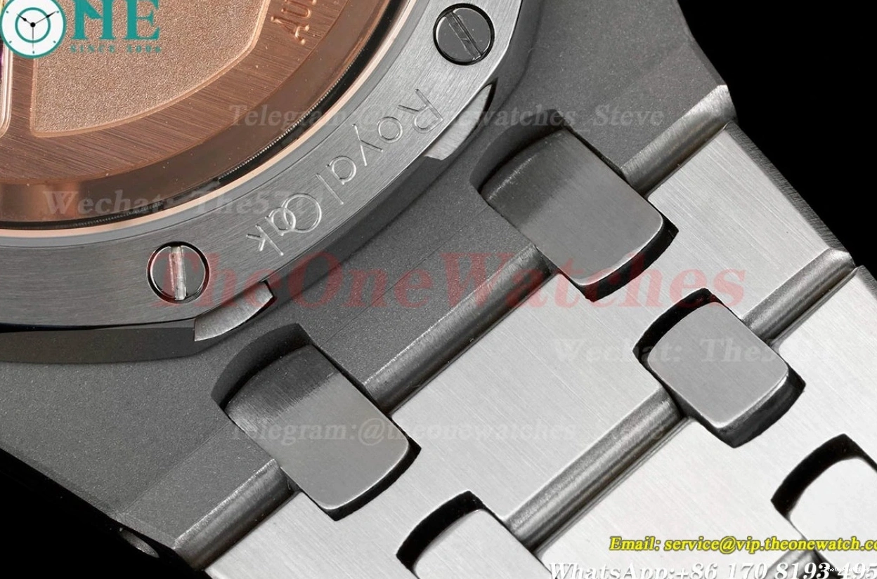 8F A5800 Oak 34mm Ladies SS SS 77350 Dial  Royal Blue 0316